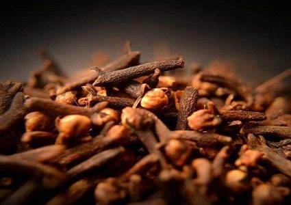 القرنفل وفوائده الصحية