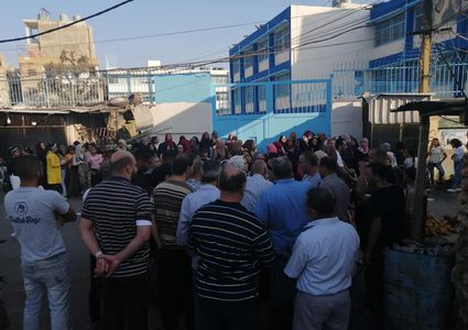 طلبة المخيمات وذويهم في لبنان يصعّدون في وجه "الأونروا"