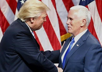 فتح تحقيق مع مايك بنس لمساهمته في إثراء ترامب على حساب الدولة