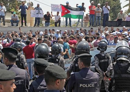 الأردن: الحوار بين نقابة المعلمين  والحكومة مكانك سر