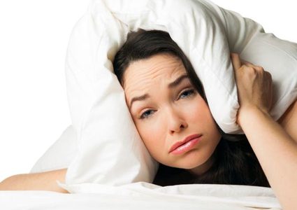 دراسة: الأشخاص الذين ينامون أقل من 6 ساعات عرضة للنوبات القلبية