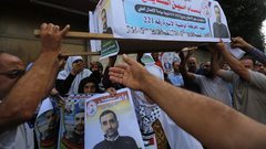 تضامن شعبي واسع في قطاع غزة مع الأسير بسام السايح عقب استشهاده في سجون الاحتلال الاسرائيلي جراء سياسة الاهمال الطبي