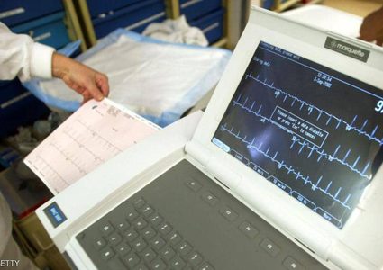 أول عملية قلب بالروبوت عن بعد