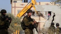 بيت لحم: مواطن ينتزع قراراً بمنع هدم منزله في الولجة