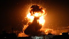 الاحتلال يشن سلسلة غارات على عدة مناطق بقطاع غزة