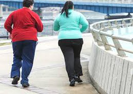 لماذا يكتسب بعض الأشخاص وزناً عند تقدمهم بالسن