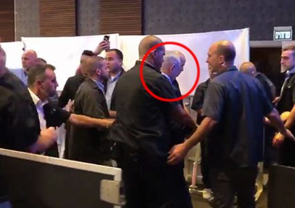 سخرية إسرائيلية على نتنياهو بعد هروبه من صواريخ غزة