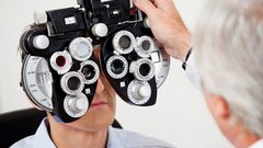 كيف تحافظ على صحة عينيك بعد سن الستين ؟