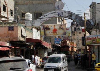 الاحتلال يعتقل شقيقين من مخيم بلاطة