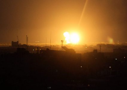 الاحتلال يستهدف موقعًا للمقاومة شمال غزة