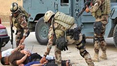 السلطات العراقية تعثر على 570 حزاما ناسفا في صحراء الأنبار