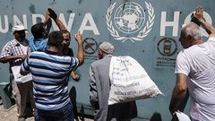 "إتحادات العاملين" في الأونروا تختتم مؤتمرها دون إصدار بيان