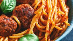 سباغيتي مع كرات اللحم