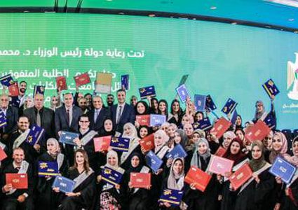 "جوال" والتعليم العالي" تكرمان المتفوقين في الجامعات