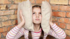 الطفل العصبي والعنيد .. كيف تتعاملين معه؟