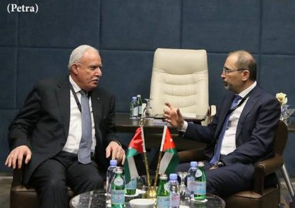 المالكي يتلقي نظيره  الأردني والتركي