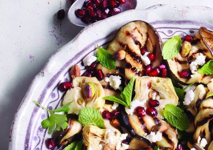 الباذنجان المشوي مع صلصة الاعشاب