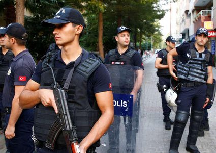 تركيا: اعتقال المئات من عناصر "حركة جولن"