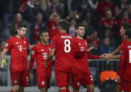 بايرن ميونخ يفوز على النجم الأحمر بثلاثية نظيفة