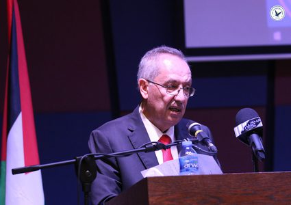 "النجاح" تنظم لقاءً مفتوحاً لطلبتها مع رئيس الجامعة