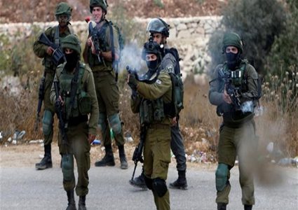 إصابات بالاختناق في بيت أمر شمال الخليل