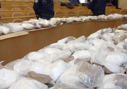 سفينة تنقل صواريخ فضائية تتحول لمخزن مخدرات