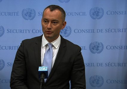 ملادينوف يحث الفصائل على الانخراط مع مصر في عملية المصالحة