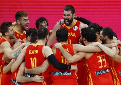 طوفان مانشستر سيتي يغرق واتفورد