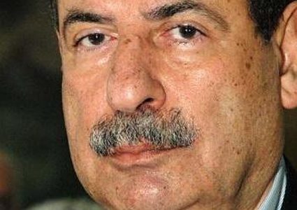 خوري يطلع رئيس مجمع الكنائس المشرقية على الوضع بالأراضي المقدسة