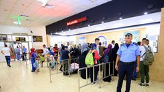 الاحتلال يمنع 4 مواطنين من السفر