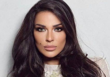 نادين نجيم تتخطى أزمة طلاقها بذكاء