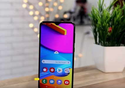 "سامسونغ" تطلق هاتفين متطورين