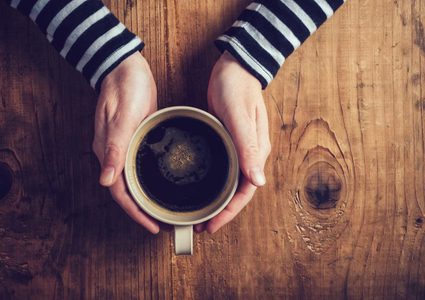 ما هو تأثير الكافيين على أجسامنا؟