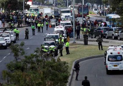 كولومبيا: هجوم بقنبلة يدوية يوقع 16 جريحا