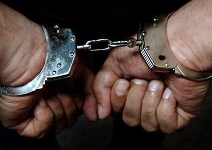 أوكرانيا.. القبض على أبوين تركا طفليهما في مخيم للمشردين