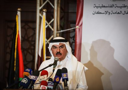 العمادي يكشف عن موعد وتفاصيل صرف المنحة القطرية 100 دولار