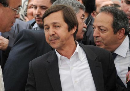 القضاء الجزائري يحاكم شقيق بوتفليقة ومسؤولين