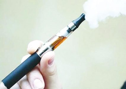 بعد حالات الوفاة.. ولاية ماساتشوستس تحظر السجائر الإلكترونية