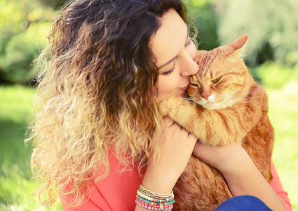 القطط وفية تماماً كما الكلاب