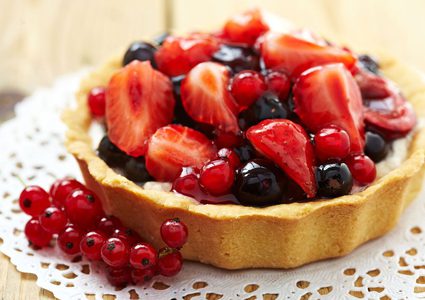 تارت التوت مع جبنة الماسكاربوني بالليمون