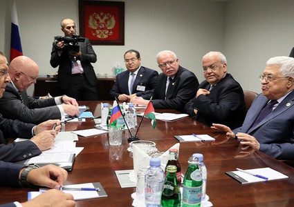 لقاء جمع الرئيس عباس و لافروف في نيويورك