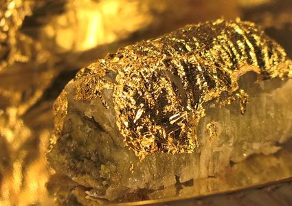 بقلاوة مغلفة بالذهب والسبب غريب!