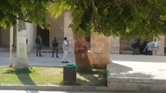 القدس: الاحتلال يطلق النار على شاب