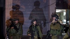 الاحتلال يقتحم البيرة وكوبر ومواجهات في بيرزيت وأبو شخيدم