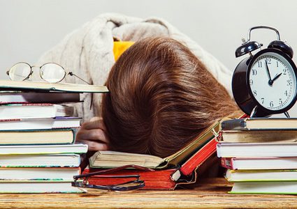 دراسة: الدواء الوهمي يمكنه علاج قلق الامتحان لدى الطلاب