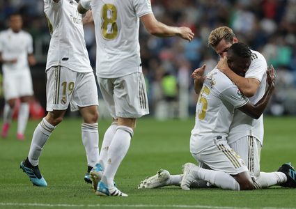 ريال مدريد يهزم أوساسونا