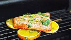 سلمون مشوي بالبرتقال