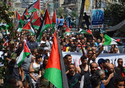 الاحتلال يقمع مسيرة احتجاجية شمال البحر الميت