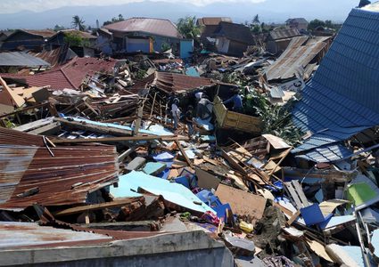 30 قتيلاً حصيلة زلزال اندونيسيا