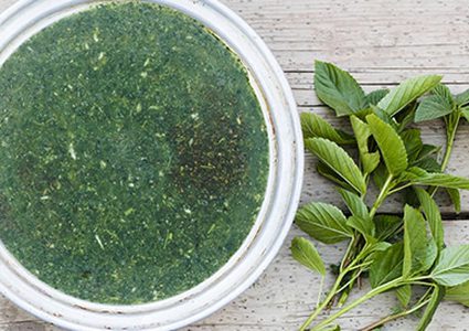 طبخ الملوخية الفلسطينية